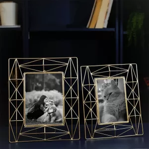 Elegant metal geometric designer photo frame set of 2 in gold finish – COOL ART Elegant Metal Geometric Photo Frame Set